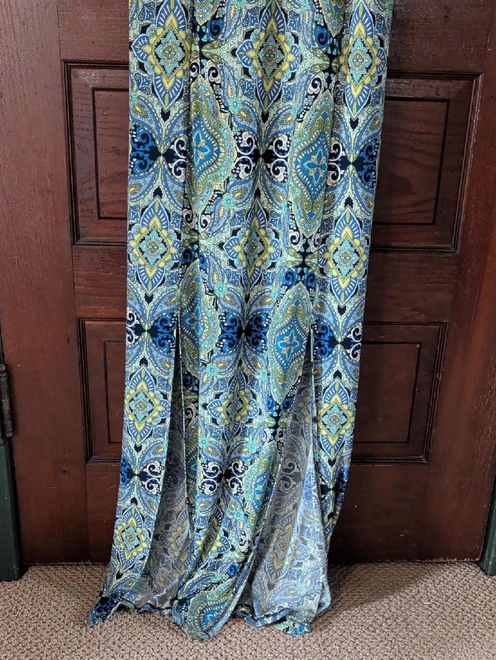 Blue and Green Paisley Patterned sleeveless Maxi Dress - Picture 4 of 7